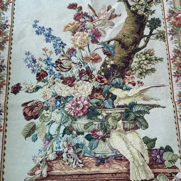 Vintage Wall Tapestry of Italian Pigeons with Tree and floral Bouquet - Picture 4 of 12